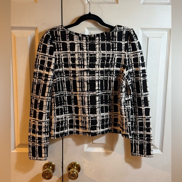 Eva Longoria Tops - Stylish Black and White Women's Blouse